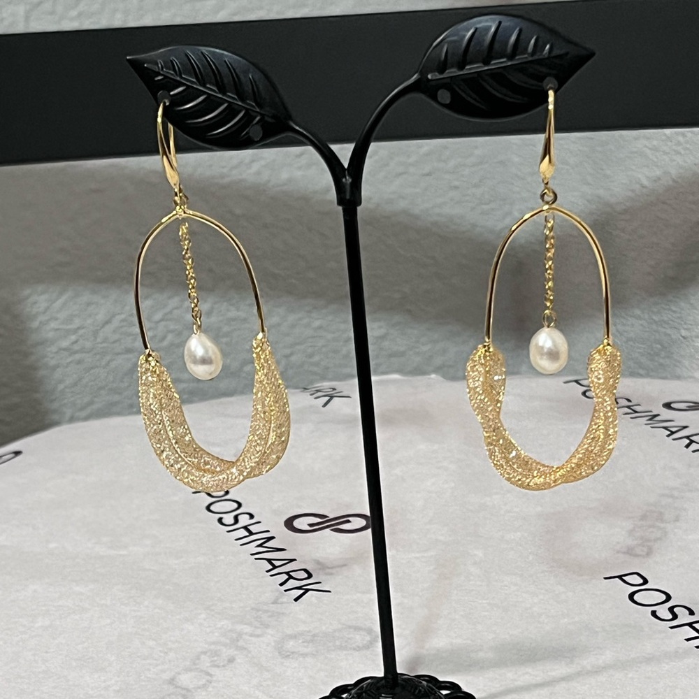 PACIFIC PEARLS AUTHENTIC GOLD, SWAROVSKI CRYSTALS & FRESHWATER PEARLS EARRINGS